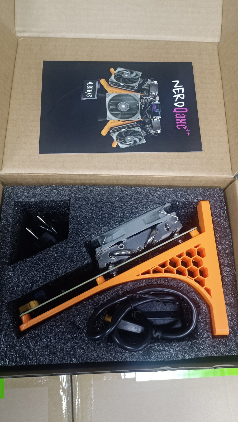 OctAxe 9.6 TH/s Bitcoin Miner – Ultra-Efficient Solo Mining ASIC (160W • Quiet • Home Mining Ready)